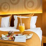 Landmark Creek & Wellness 호텔 4*