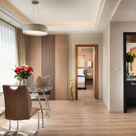 Ξενοδοχείο Landmark Creek 4*