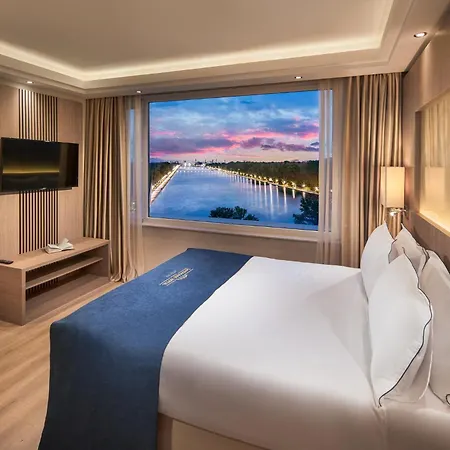 Landmark Creek Hotel & Wellness Plovdiv 호텔