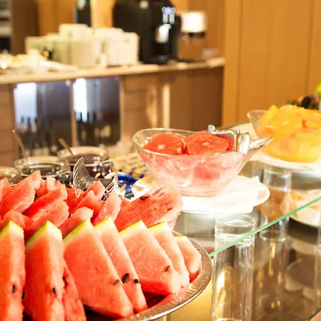 Landmark Creek Hotel & Wellness Plovdiv 호텔