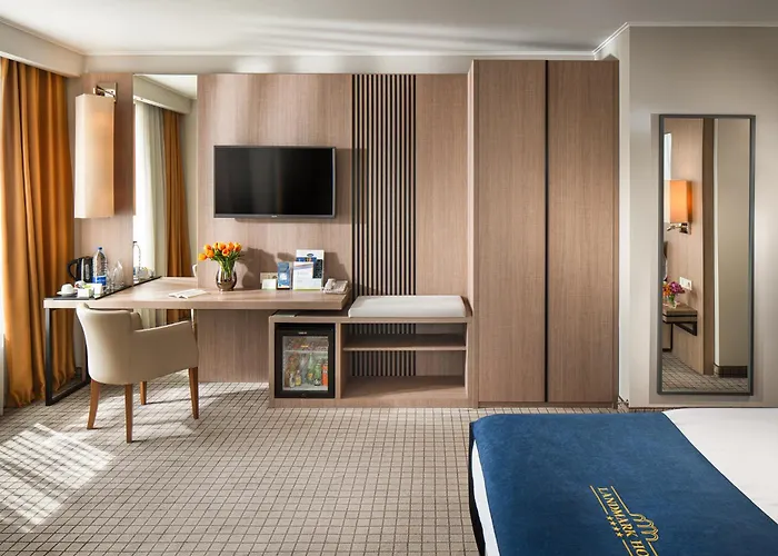 Landmark Creek & Wellness 4*