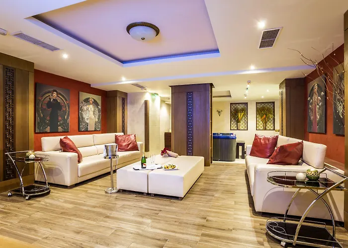 Landmark Creek & Wellness 4*