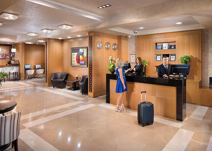 Landmark Creek & Wellness 4*