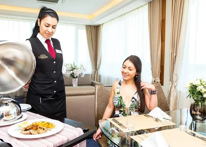 Landmark Creek & Wellness 4* 플로브디프